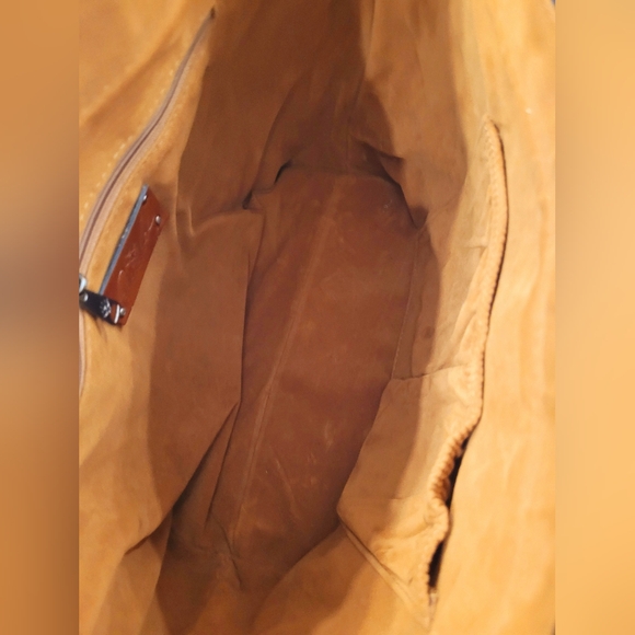 Patricia Nash Black Leather Milana Tote With Tassel NWOT - Picture 5 of 6